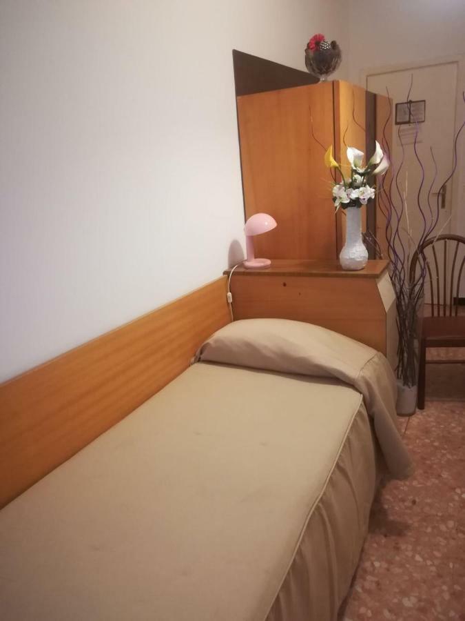 Hotel Olimpia Alassio Bagian luar foto